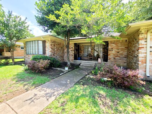 7551 Brentcove Cir, Dallas, TX 75214-1808