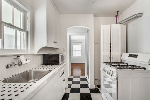 5918 La Vista Dr #3, Dallas, TX 75206-7218