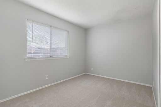 2121 Travis Dr, Carrollton, TX 75006-7650