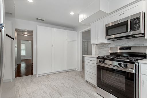 3311 Tooms St, Dallas, TX 75227-6345