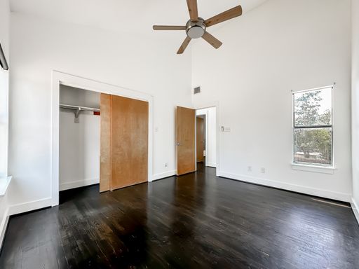 417 S Beacon St, Dallas, TX 75223-1603