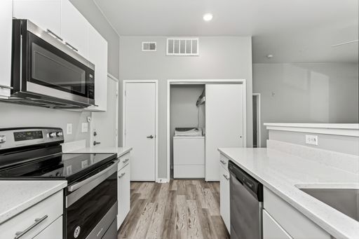 3015 Bryan St Apt 1A, Dallas, TX 75204-6144