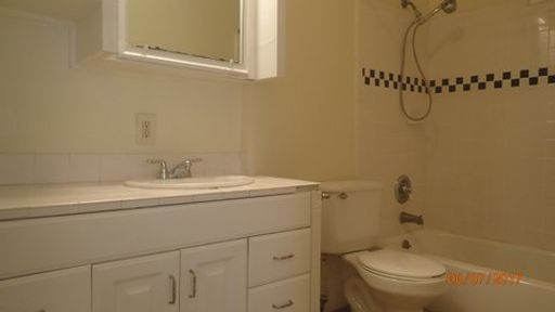 5925 Worth St, Dallas, TX 75214-4456