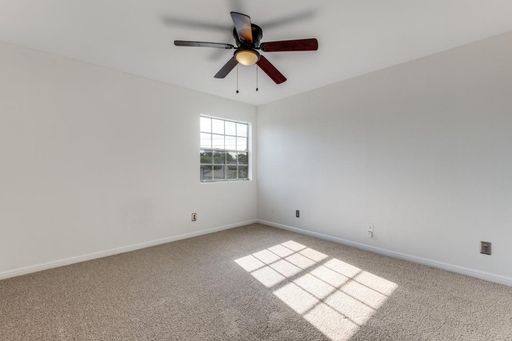 5740 Martel Ave Apt B14, Dallas, TX 75206-5747