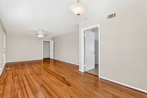 1830 Viewcrest Dr, Dallas, TX 75228-4216