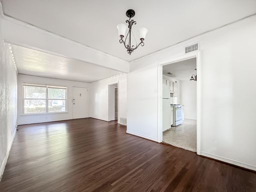 3226 San Medina Ave, Dallas, TX 75228-3128
