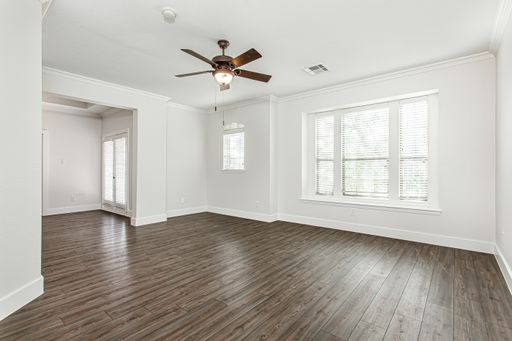4738 Coyote Trl, Dallas, TX 75227-2821