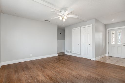 2121 Travis Dr, Carrollton, TX 75006-7650