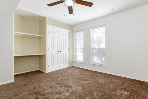 5904 Sandhurst Ln Apt 246, Dallas, TX 75206-4753