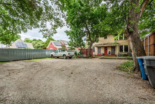 4807 1/2 Reiger Ave, Dallas, TX 75246-1264