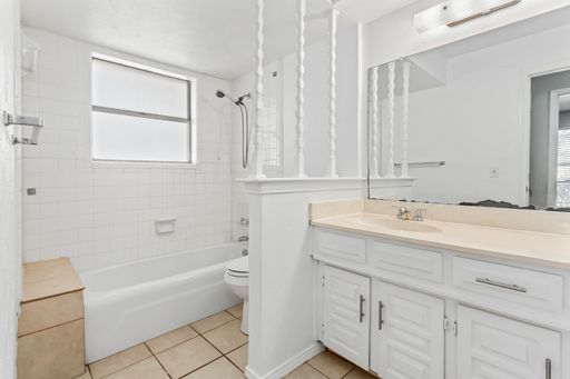 2732 Parkhaven Dr, Plano, TX 75075-1903