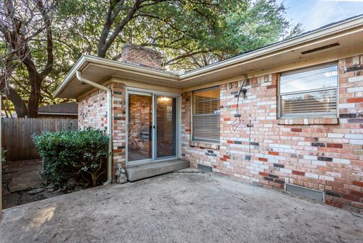 7551 Brentcove Cir, Dallas, TX 75214-1808