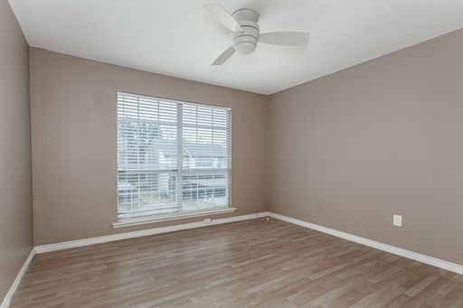 13109 Burninglog Ln, Dallas, TX 75243-2127