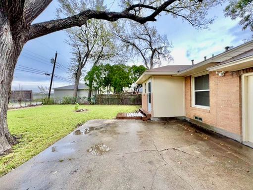 3309 San Marcus Ave, Dallas, TX 75228-3431