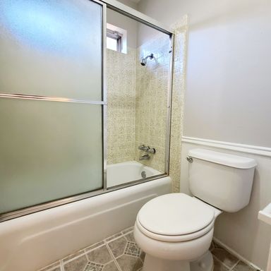 11352 Quail Run St, Dallas, TX 75238-3848