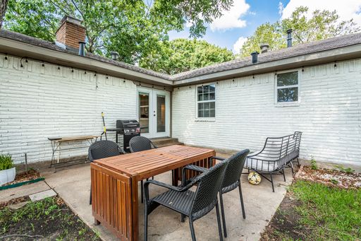 8430 Bocowood Dr, Dallas, TX 75228-5921