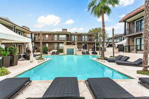 5904 Sandhurst Ln Apt 246, Dallas, TX 75206-4753