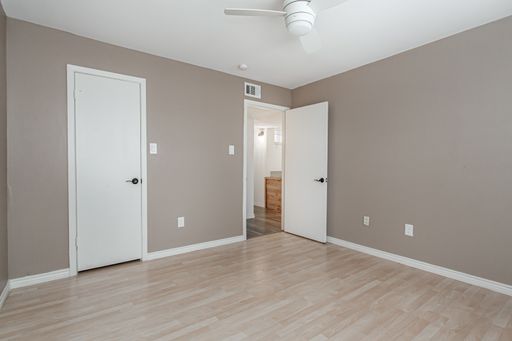 13109 Burninglog Ln, Dallas, TX 75243-2127