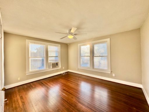 5738 Worth St, Dallas, TX 75214-4611