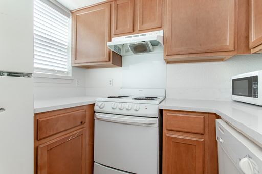 1901 N Fitzhugh Ave, #20, Dallas, TX 75204-4669