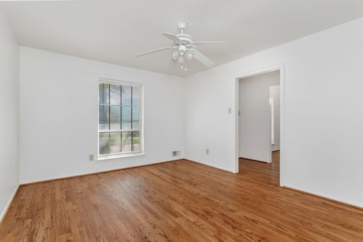 7505 Brentcove Cir, Dallas, TX 75214-1808