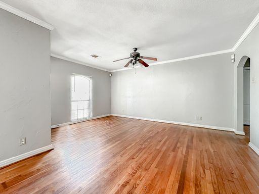 6340 Parkdale Dr, Dallas, TX 75227-6107