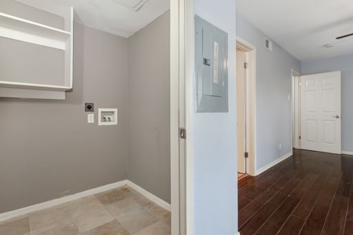 10205 Regal Oaks Dr., Apt #123, Dallas, TX 75230-4945