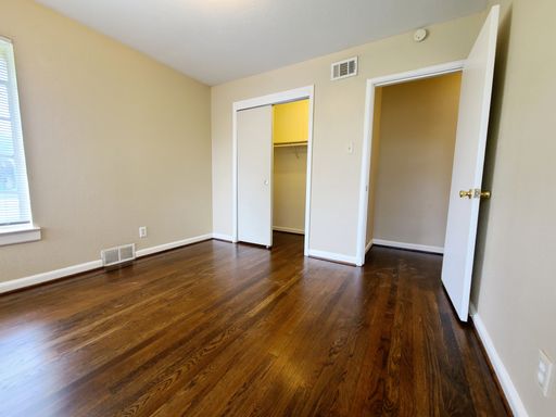 9867 Carnegie Pl, Dallas, TX 75228-3611