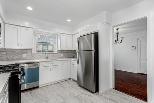 3311 Tooms St, Dallas, TX 75227-6345