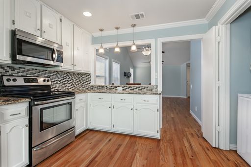 4139 Rosser Sq, Dallas, TX 75244-6643