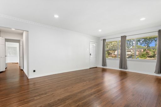 6737 Lakefair Circle, Dallas, TX 75214-2737