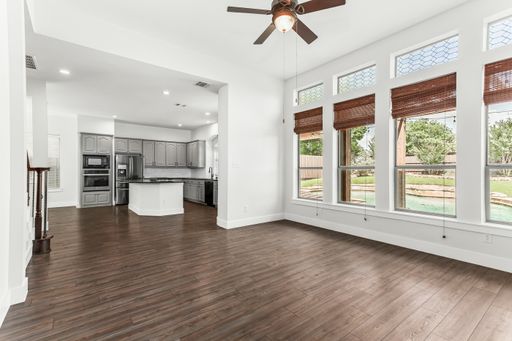 4738 Coyote Trl, Dallas, TX 75227-2821