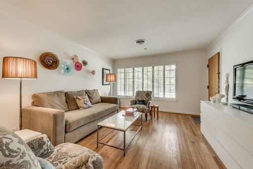 6523 E Mockingbird Ln, Dallas, TX 75214-2423