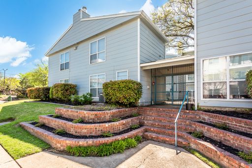 1901 N Fitzhugh Ave, #19, Dallas, TX 75204-4669