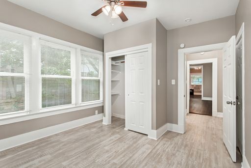 5736 Worth St, Dallas, TX 75214-4611