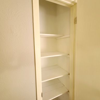 1026 Brookshire Cir, Garland, TX 75043-5019