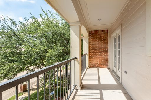 4738 Coyote Trl, Dallas, TX 75227-2821