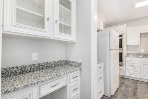 2808 Golfing Green Dr, Farmers Branch, TX 75234-4903