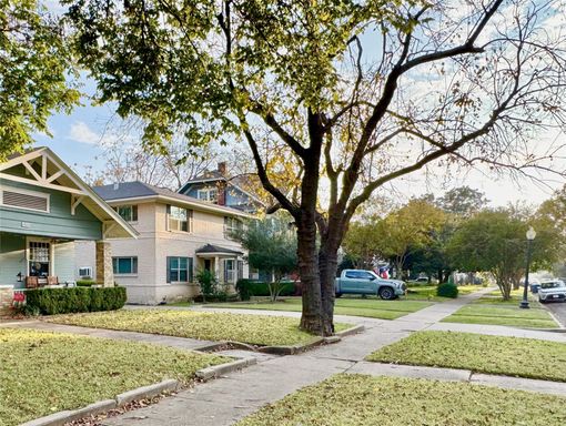 4916 Worth St Apt 1, Dallas, TX 75214-5363