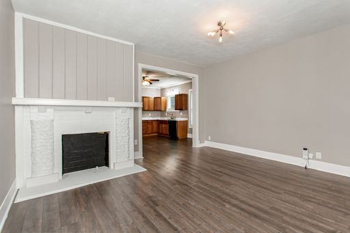 5736 Worth St, Dallas, TX 75214-4611