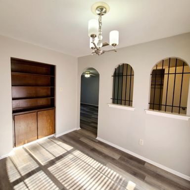 1026 Brookshire Cir, Garland, TX 75043-5019