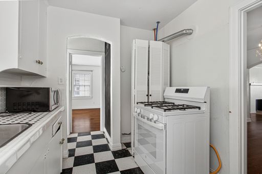 5918 La Vista Dr #3, Dallas, TX 75206-7218