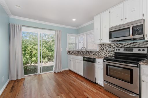 4139 Rosser Sq, Dallas, TX 75244-6643