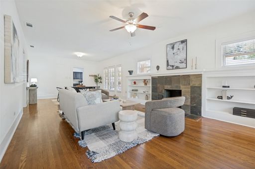6106 Worth St., Dallas, TX 75214-4460