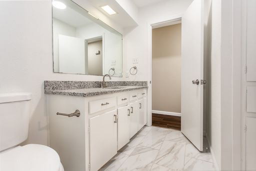 7551 Brentcove Cir, Dallas, TX 75214-1808