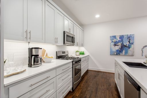 5602 Lindell Ave Unit C, Dallas, TX 75206-8702