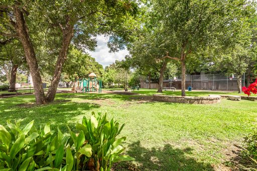 1901 N Fitzhugh Ave, #20, Dallas, TX 75204-4669