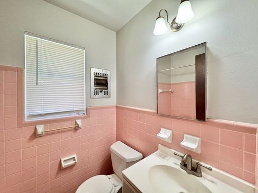 4916 Worth St Apt 4, Dallas, TX 75214-5386