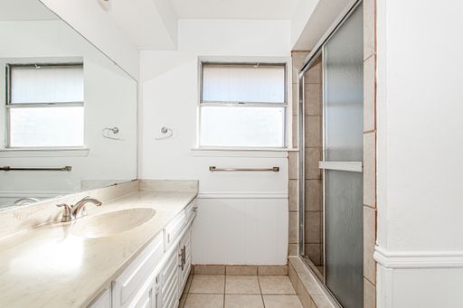 2732 Parkhaven Dr, Plano, TX 75075-1903