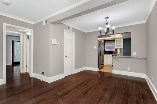 10205 Regal Oaks Dr., Apt #123, Dallas, TX 75230-4945